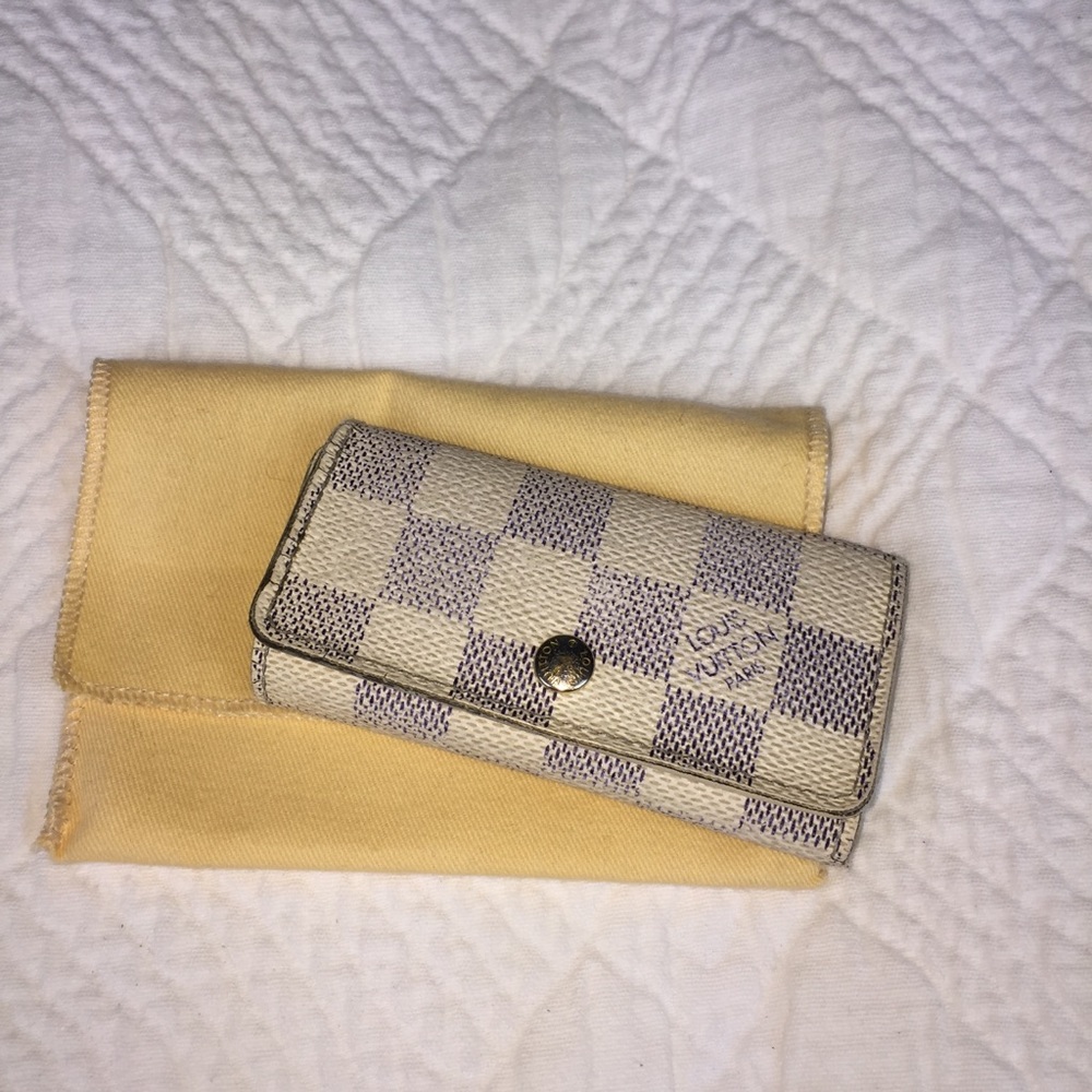 Louis Vuitton 4 Key Holder